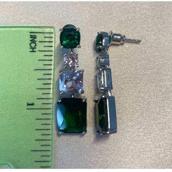 Simulated Emerald Elegant Dangle Drop Earrings - Picture 3 of 3